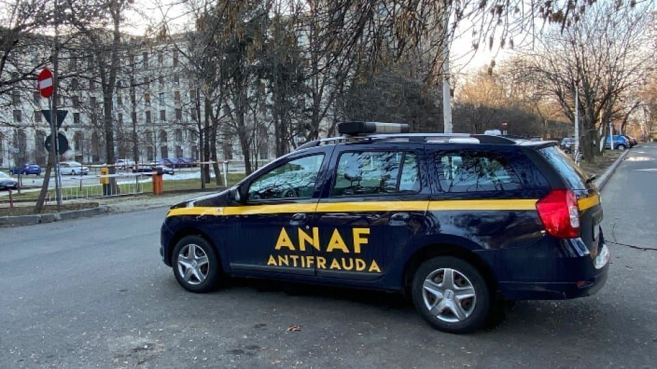 Zeci de firme de pază, luate la bani mărunți de ANAF și Inspecția Muncii. Sute de locații verificate într-o acțiune fulger