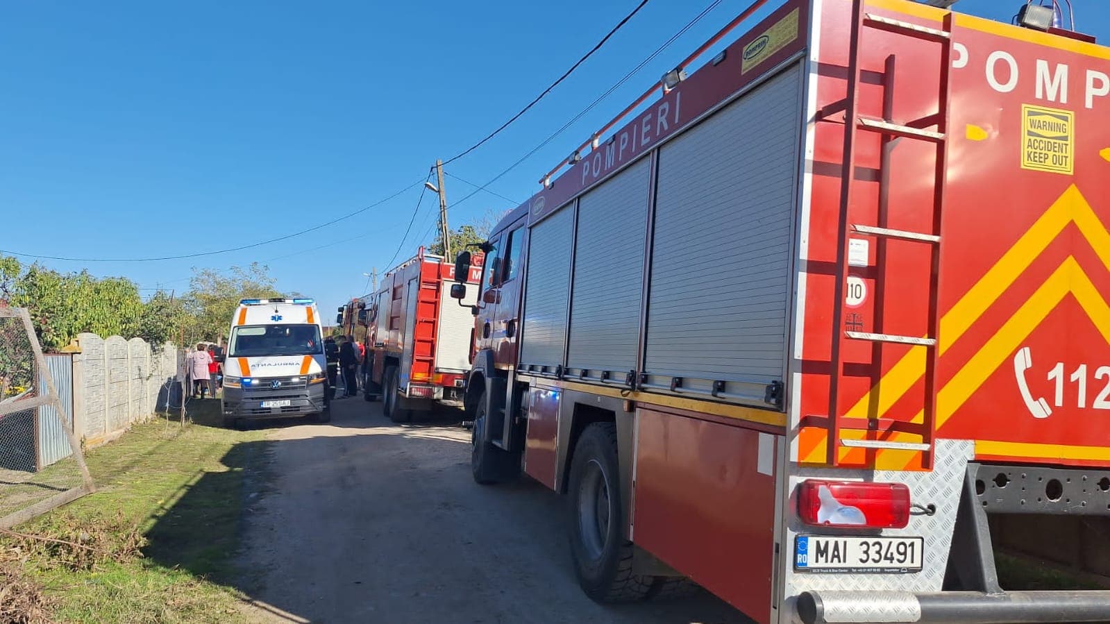  Update : Explozie puternică în localitatea Frăsinet – trei persoane rănite, intervenție cu elicopter SMURD