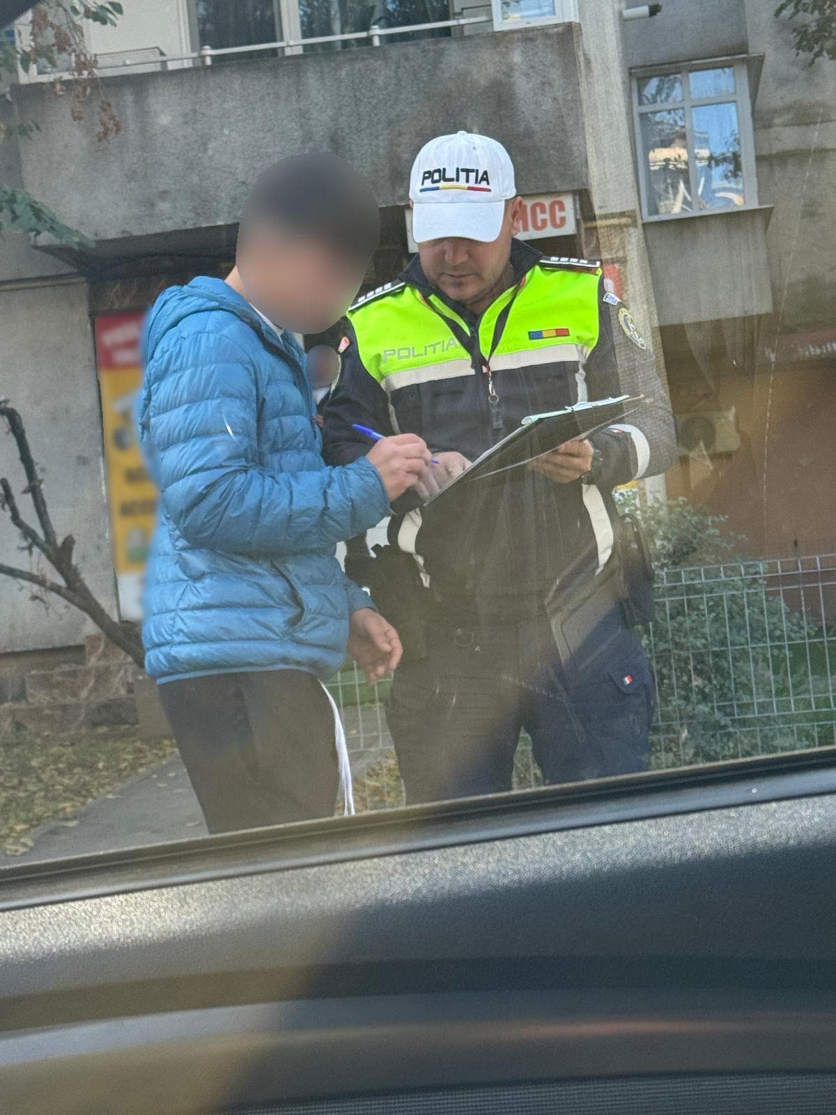 Mai multă grijă pe trecerea de pietoni – campanie a polițiștilor teleormăneni