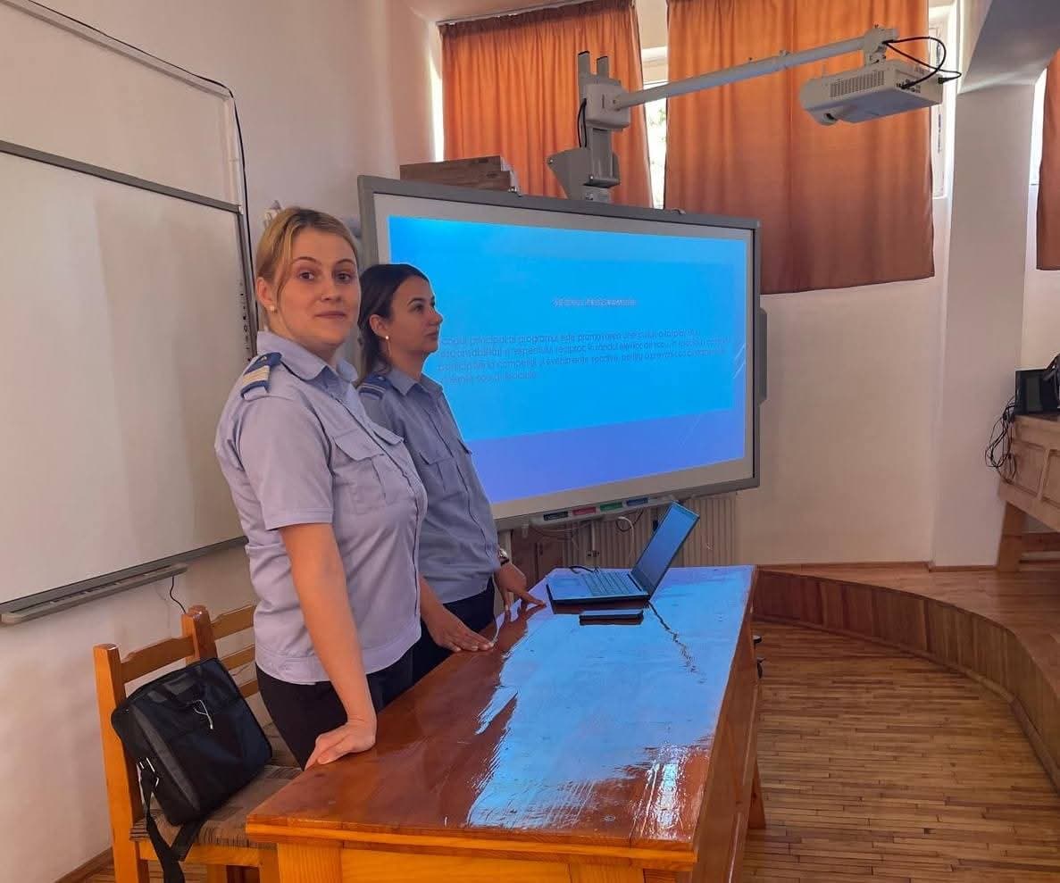 Jandarmii Teleormăneni, Alături de Elevi: O Inițiativă pentru Siguranța Comunității