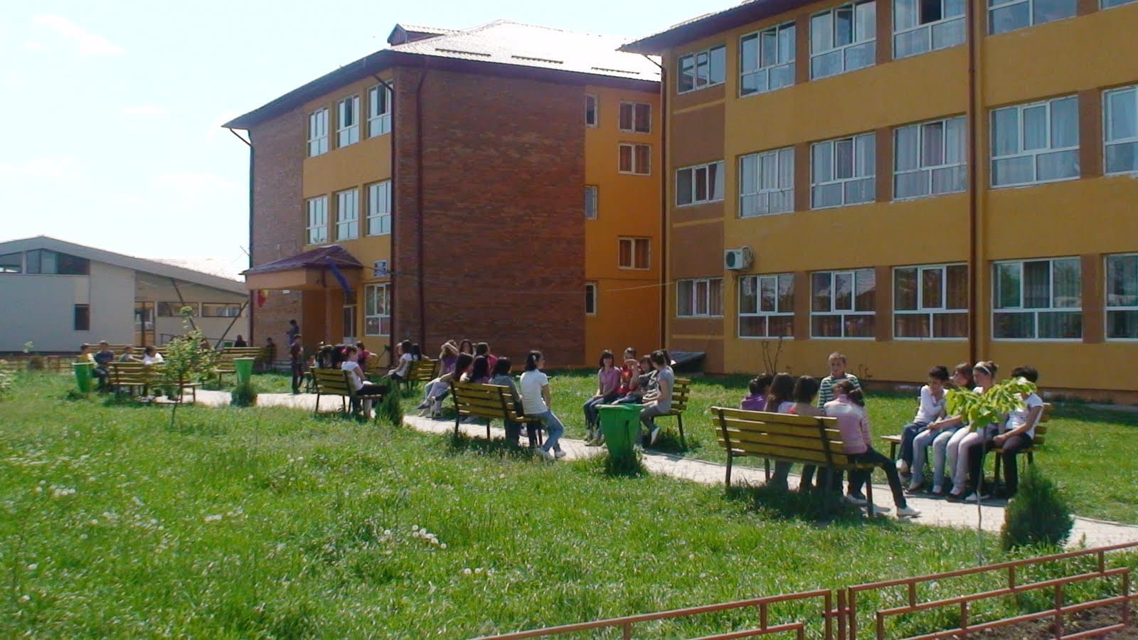 Peretu - Comuna din Teleorman cu Oameni Gospodari și Tradiții Vii