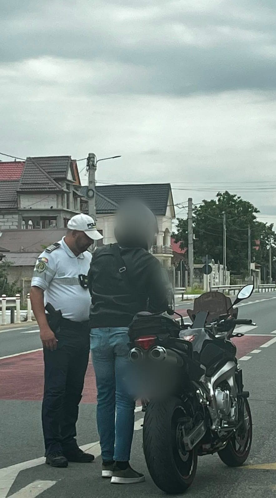Zeci de bicicliști și utilizatori de trotinete, amendați de Poliția Rutieră Teleorman în prima săptămână din august