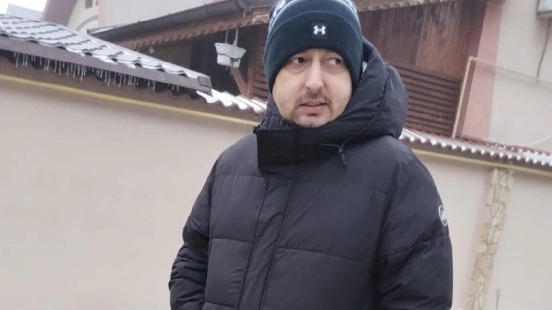 Bogdan a ajuns la București pentru RMN. Lupta cu o tumoră cerebrală continuă