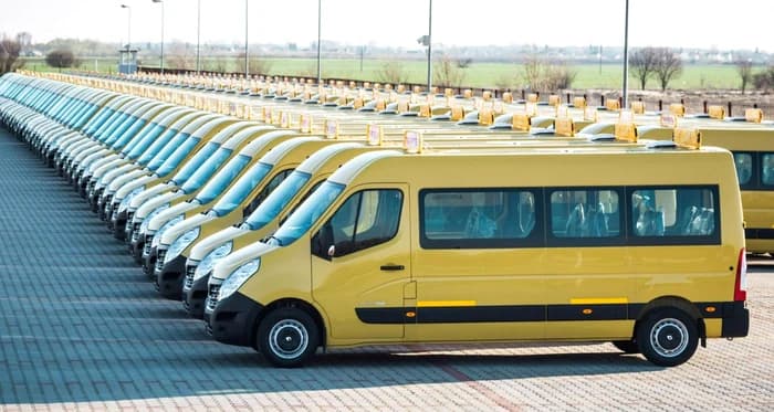 19 microbuze electrice pentru elevii din comunele din Teleorman