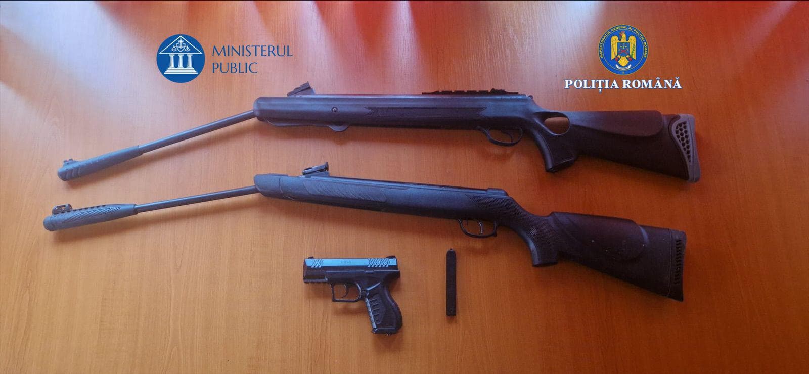 Percheziții în Alexandria, Roșiorii de Vede și Zimnicea: arme neletale descoperite, două persoane reținute