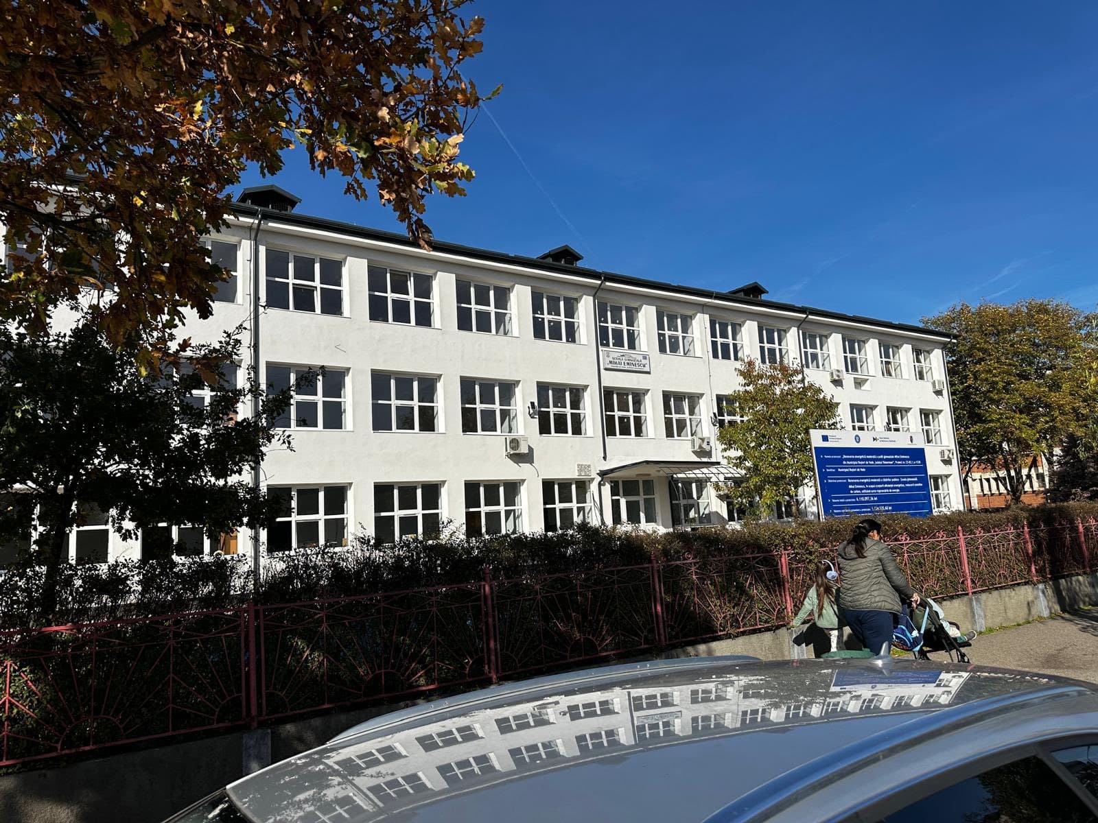 Școala „Mihai Eminescu” din Roșiorii de Vede modernizată prin PNRR – investiție de peste 6 milioane lei în eficiență energetică și infrastructură educațională