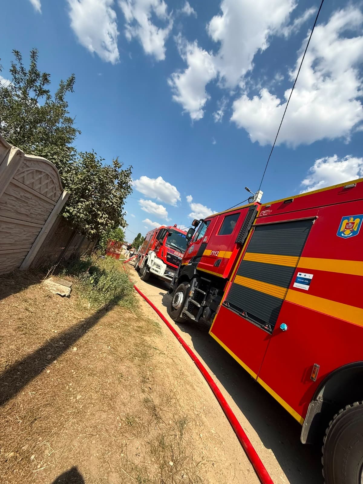BREAKING NEWS: Incendiu la o casă din Roșiori de Vede, pe strada Mihai Eminescu