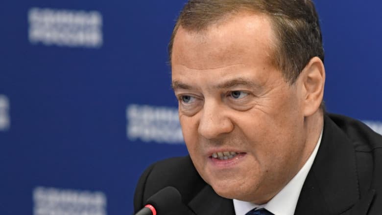 Dmitri Medvedev amenință Occidentul, printr-o memă cu figurile îngrozite ale lui Macron, Merz, Starmer și von der Leyen