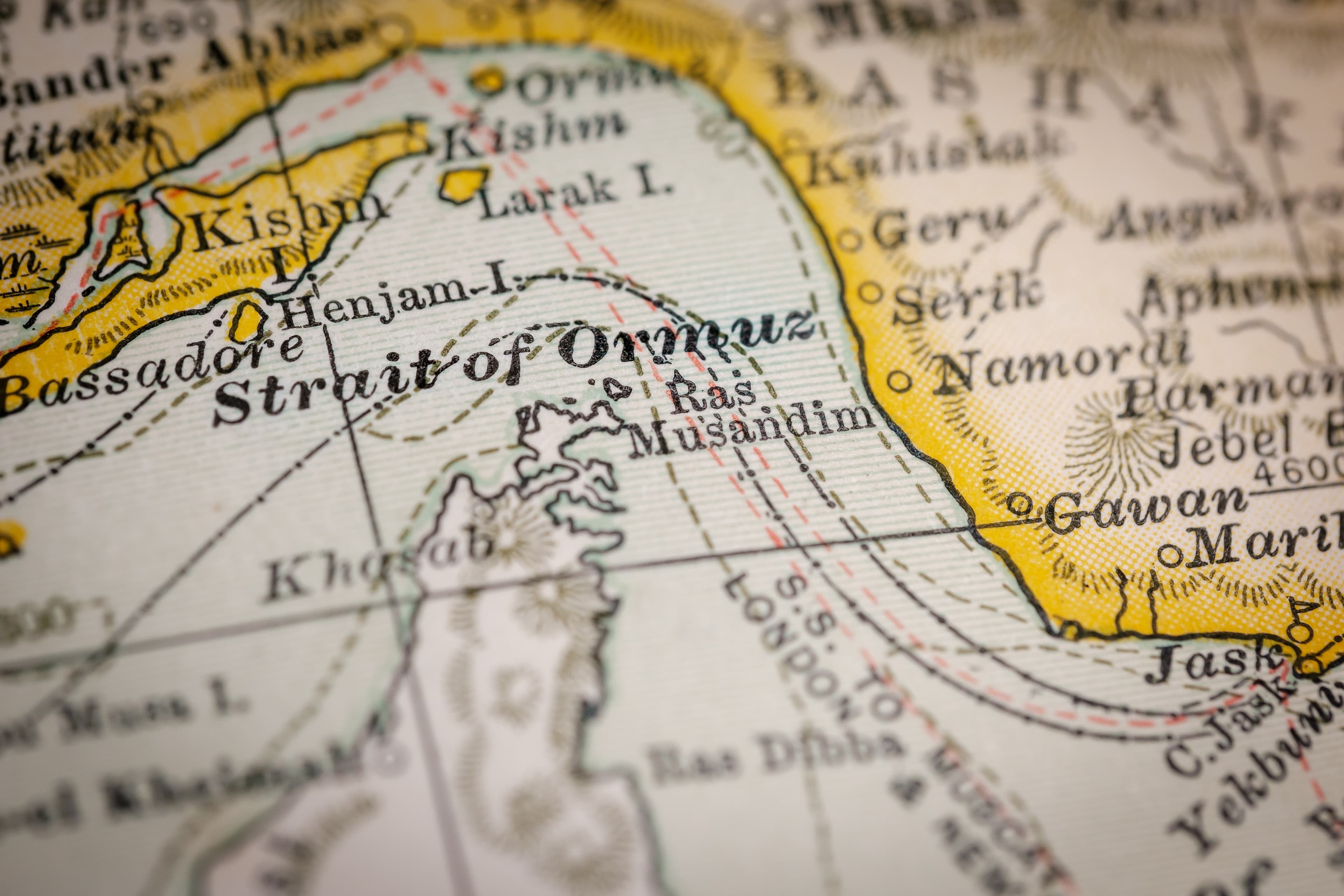 Cum a folosit Iranul Strâmtoarea Ormuz pentru a restricționa transportul de petrol și gaze: China, cel mai mare cumpărător de țiței