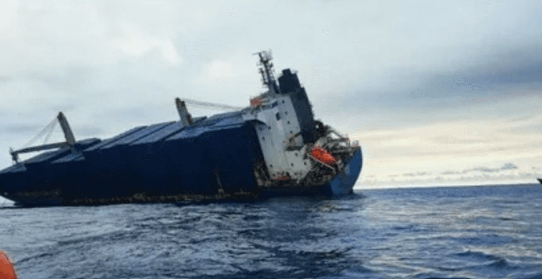 Cinci azeri au fost ucişi în atacuri cu drone asupra a două nave în Marea Azov. Rusia dă vina pe Ucraina