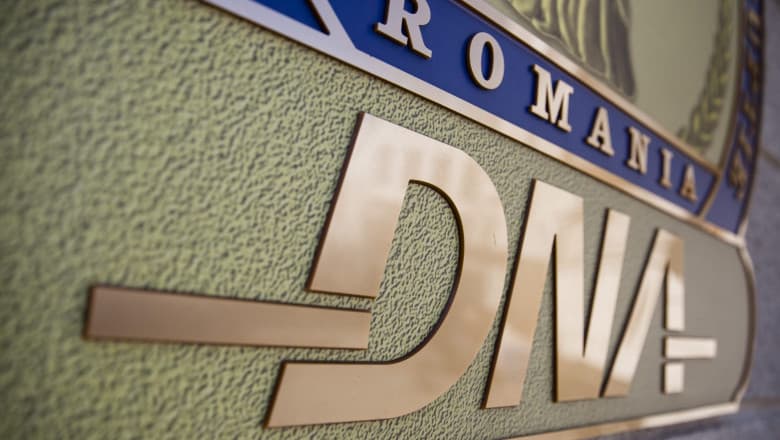 Evaziune fiscală cu fier reciclat: Patru persoane au fost plasate sub control judiciar de DNA. Prejudiciul trece de 14 milioane de lei